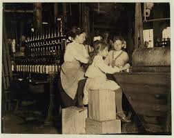 Ο ρόλος των παιδιών που εργάζονταν στα εργοστάσια υπήρξε σημαντικός στην οικονομική ανάπτυξη της Βρετανίας, νωρίτερα από άλλες χώρες. Ωστόσο, η παιδική εργασία υπήρξε θεμελιώδης στη βιομηχανική ανάπτυξη όλων των ευρωπαϊκών χωρών....Στα τέλη του 18ου αι. οι εργοστασιάρχες, επιστράτευαν την παιδική εργασία από ιδρύματα εργασίας & ορφανοτροφεία.